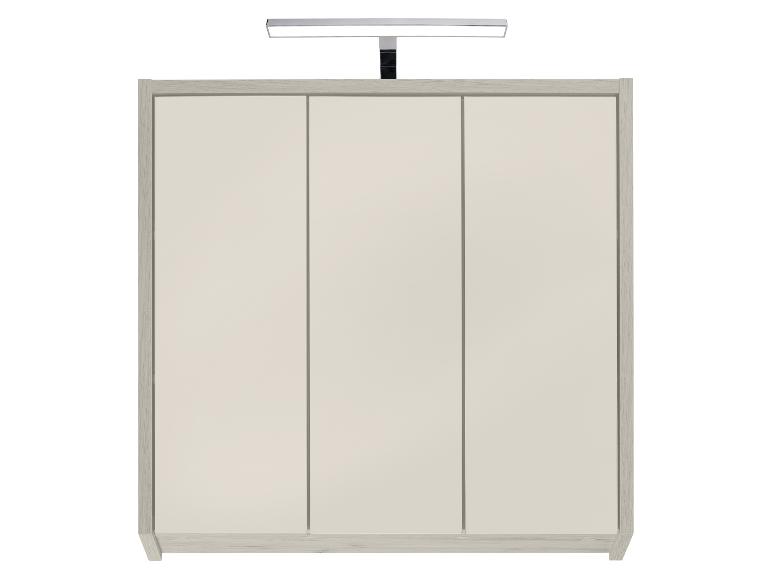 Dreitüriger Schwebetürenschrank mit LED-Beleuchtung, heller Holzoptik und cremefarbenen Türen.