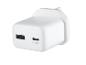 Weißes Wandladegerät mit USB-A- und USB-C-Anschlüssen, beschriftet mit PD 20W.