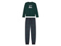 Ein dunkelgrüner Pyjama mit langen Ärmeln und karierter Hose.