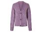 Eine lila Strickjacke mit Knöpfen.