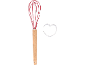 Ein roter Schneebesen mit Holzgriff und ein herzförmiger Ausstecher.