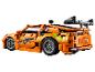 LEGO Technic Fast & Furious Auto, orange, mit grünen Details und Spoiler.