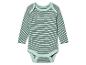 Ein gestreiftes Baby-Body mit langen Ärmeln.