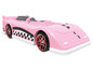 Ein rosafarbenes Rennwagen mit schwarz-weißen Schachbrett-Details.