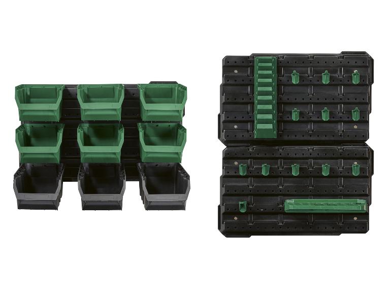 Wandorganizer mit grünen und grauen Aufbewahrungsboxen und Werkzeughaltern.