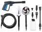 Ein Hochdruckreiniger-Set mit Zubehör, einschließlich Schlauch, Spritzpistole und Bürsten.