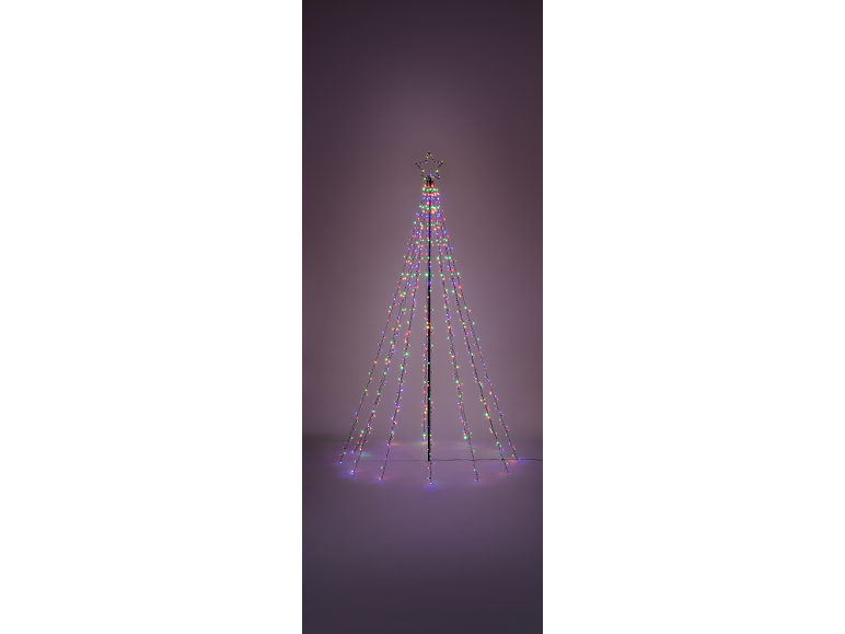 Beleuchteter Weihnachtsbaum mit Sternspitze und bunten LED-Lichtern.