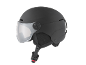 Matter schwarzer Skihelm mit transparentem Visier und verstellbarem Riemen.