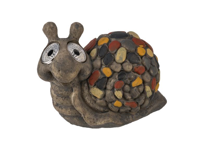 Eine Steinskulptur eines Schnecken mit LED-Licht für den Garten.