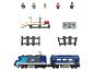 Spielzeugeisenbahn-Set mit Lokomotive, Personenwagen, Gleisen, Bahnhof, Fernbedienung und fünf Minifiguren.