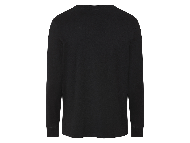 Schwarzes Langarmshirt.