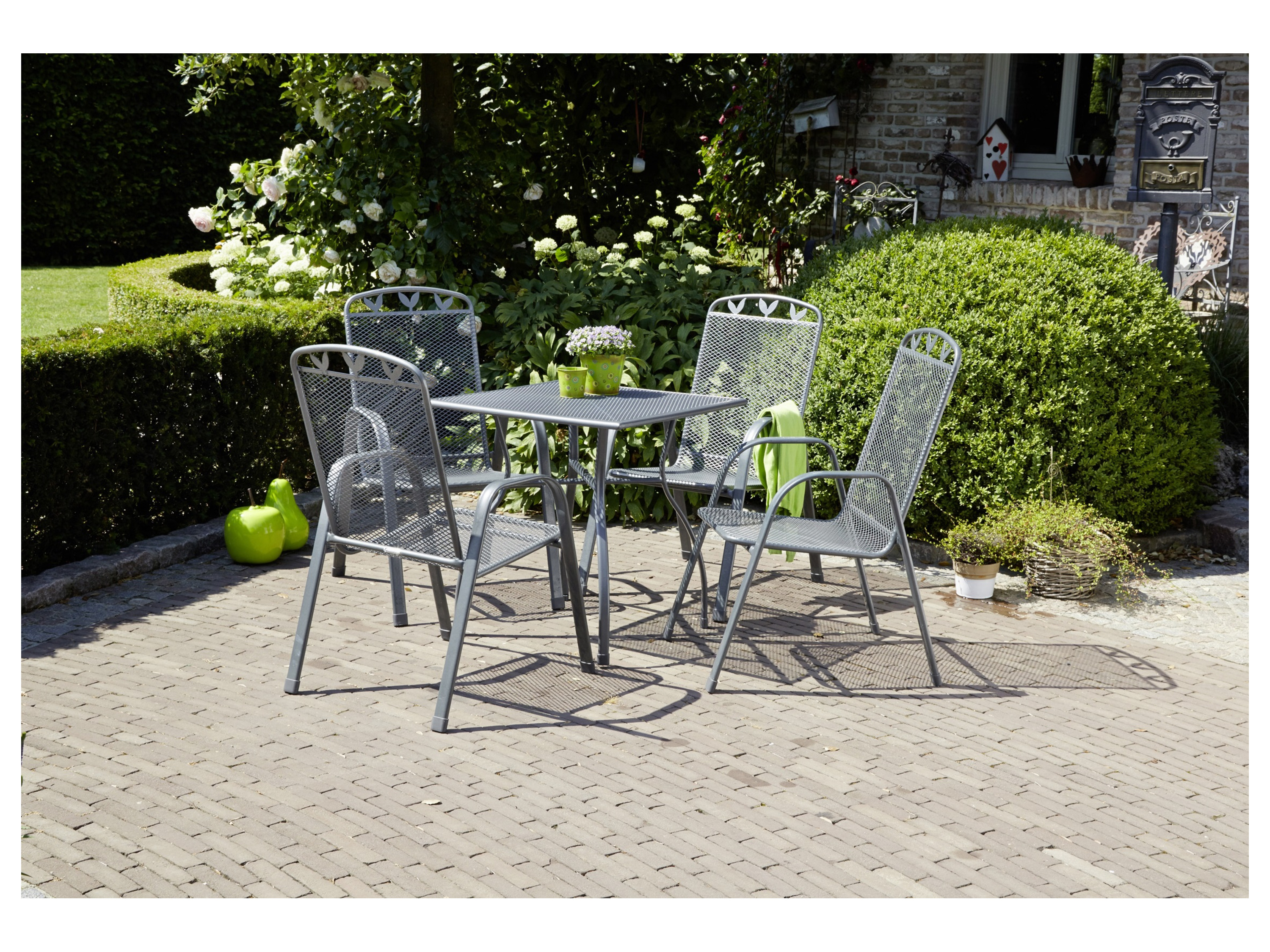 GREEMOTION Gartentischgruppe Toulouse (tisch + 4 stapelstühle, 70 x 74 x 70 cm) – Bild 2 von 4