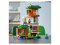LEGO Minecraft The First Adventure Set mit einem Baumhaus und verschiedenen Minifiguren.