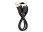 Ein schwarzes USB-Kabel mit Micro-USB-Stecker.