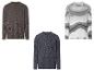 Zwei langärmelige Henley-Shirts für Herren in Dunkelgrau und Blau, sowie ein weiß-schwarz gestreiftes Langarmshirt.
