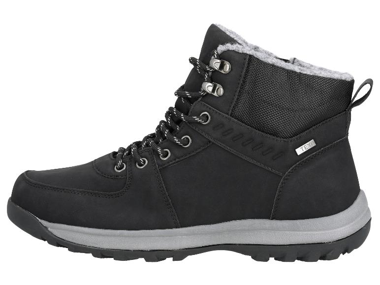 Schwarze Winterstiefel mit Schnürsenkeln und grauer Sohle.