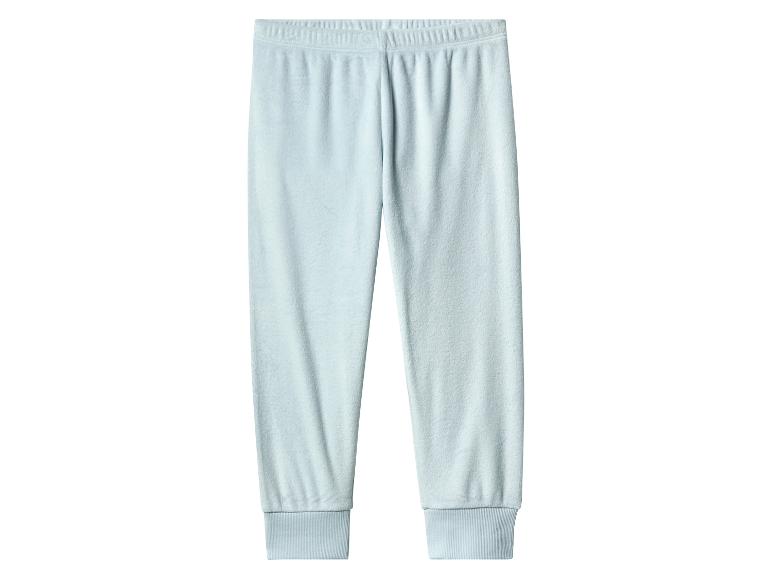 Hellblaue Fleece-Pyjamahose mit elastischen Bündchen.