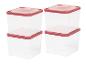 Vier transparente Lebensmittelbehälter mit roten Deckeln, in zwei Paaren gestapelt