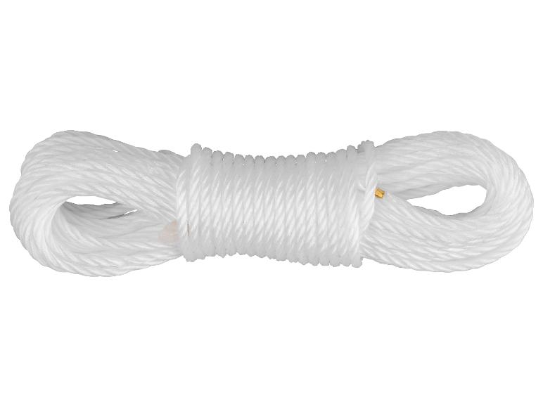 Aufgerolltes weißes Seil auf weißem Hintergrund