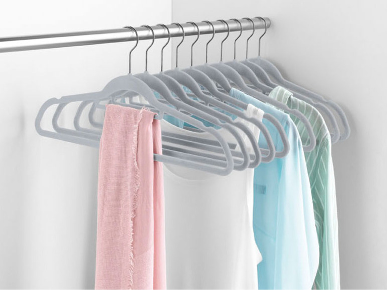 Gehe zu Vollbildansicht: LIVARNO home Hosenbügel / Kleiderbügel, textilschonende Beflockung - Bild 10