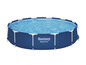 Ein Bestway Steel Pro Pool mit Wasser.