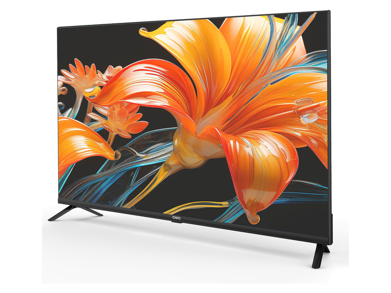 Ein schwarzer CHIQ-Fernseher mit einem Bild einer orangenen Blume.