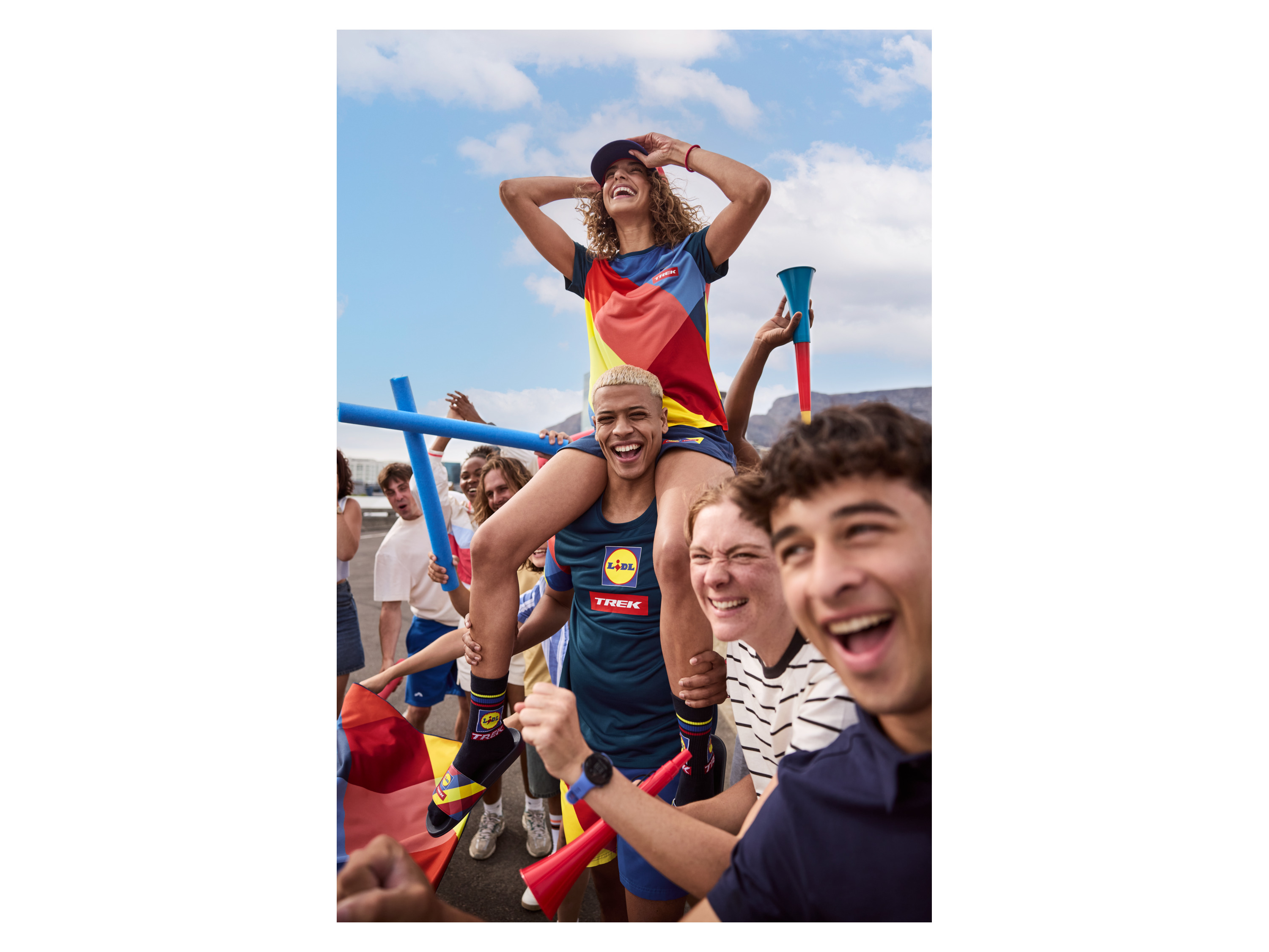 Thumbnail - CRIVIT Lidl-Trek Herren Funktionsshirt (gelb/rot/navy, XXL (60/62))