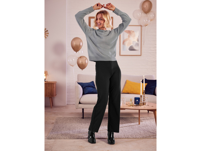 Gehe zu Vollbildansicht: esmara® Damen Pullover mit festlichem Glitzereffekt - Bild 5
