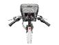 Lenker eines E-Bikes mit Korb, Display und Schaltung, von vorne gesehen.