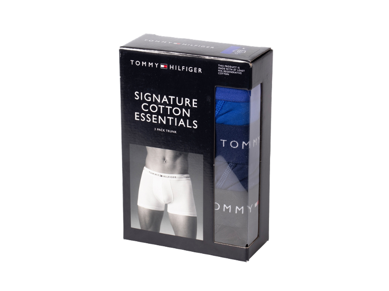 Herren 3er-Pack Baumwoll-Boxershorts in Blau, Marine und Grau, mit einem weißen Paar.