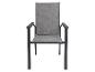 Grauer Outdoor-Stuhl mit Armlehnen, Vorderansicht