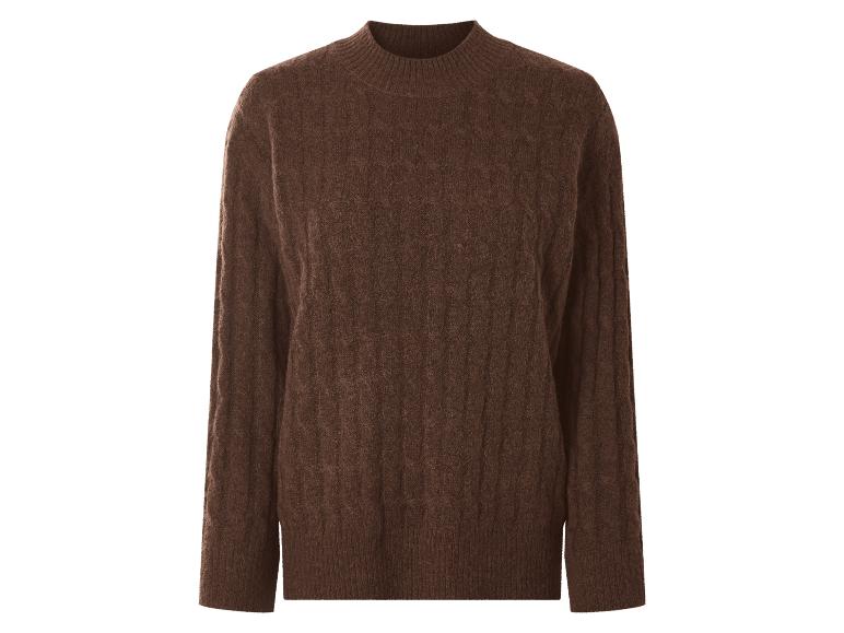 Brauner Strickpullover mit Zopfmuster und Stehkragen.