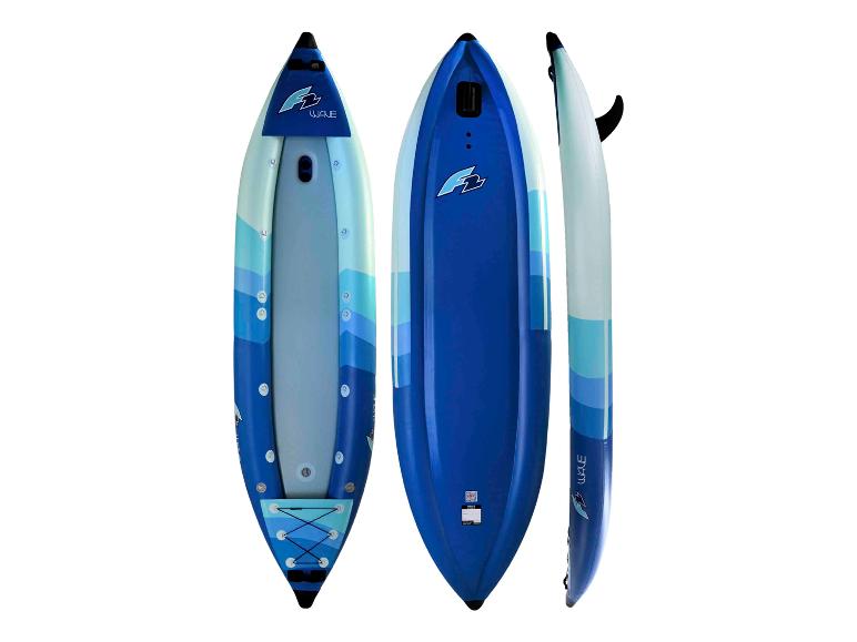Drei blau-weiße aufblasbare Paddleboards, von oben, unten und der Seite gesehen.