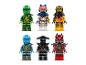 Sechs LEGO Ninjago Minifiguren, darunter Lloyd, Nya, Jay, Zane, Cole und eine rote Dämonenfigur.