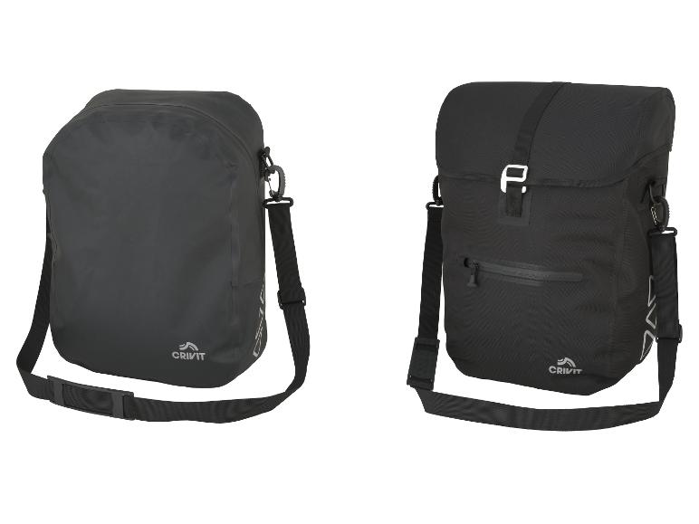 Zwei schwarze Crivit Fahrradtaschen, eine mit Rollverschluss und die andere mit Klappe.