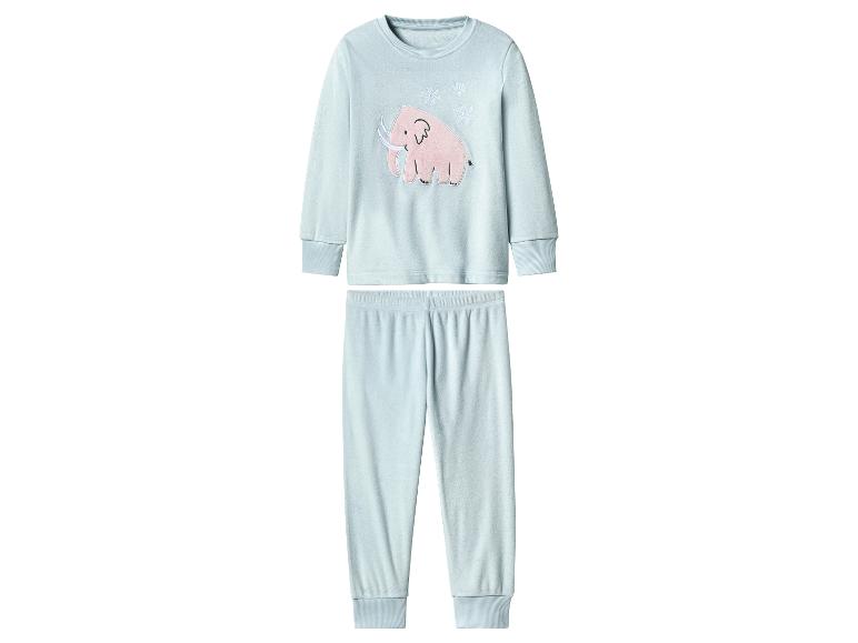 Hellblauer Kinderpyjama mit rosa Mammut- und Schneeflocken-Aufdruck.