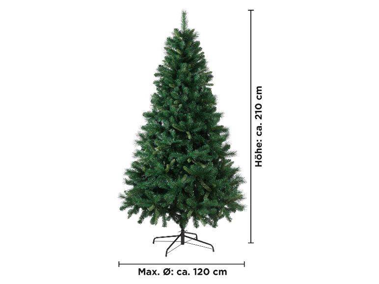 Ein grüner künstlicher Weihnachtsbaum mit einer Höhe von 210 cm und einem Durchmesser von 120 cm.