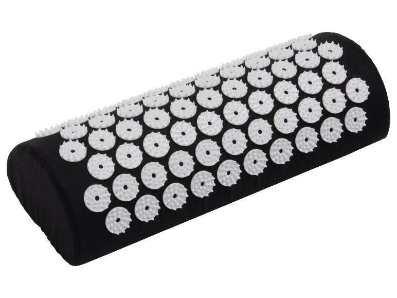 Schwarzes Akupressurkissen mit weißen Noppen zur Entspannung und Schmerzlinderung.