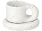 Weiße Keramiktasse mit schwarzen Sprenkeln und passender Untertasse