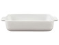 Weiße Auflaufform mit Griffen