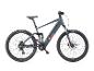 Graues vollgefedertes E-Mountainbike mit schwarzen Reifen und roten Akzenten.