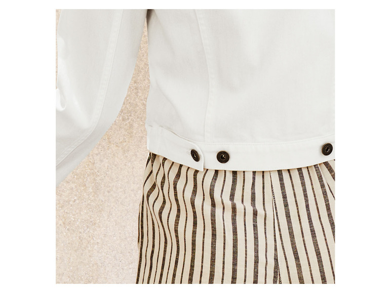Gehe zu Vollbildansicht: esmara® Damen Jeansjacke, mit klassischem Kentkragen - Bild 11