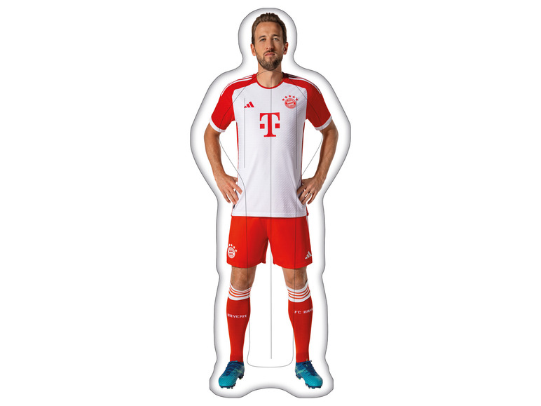 Ein Fußballer im weiß-roten Trikot des FC Bayern München