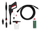 Ein Parkside Hochdruckreiniger-Set mit Schlauch, Spritzpistole und Zubehör.