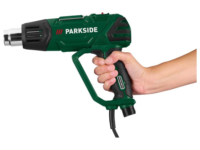 Parkside PELHG 2000 A1 Heißluftpistole, von einer Hand gehalten.