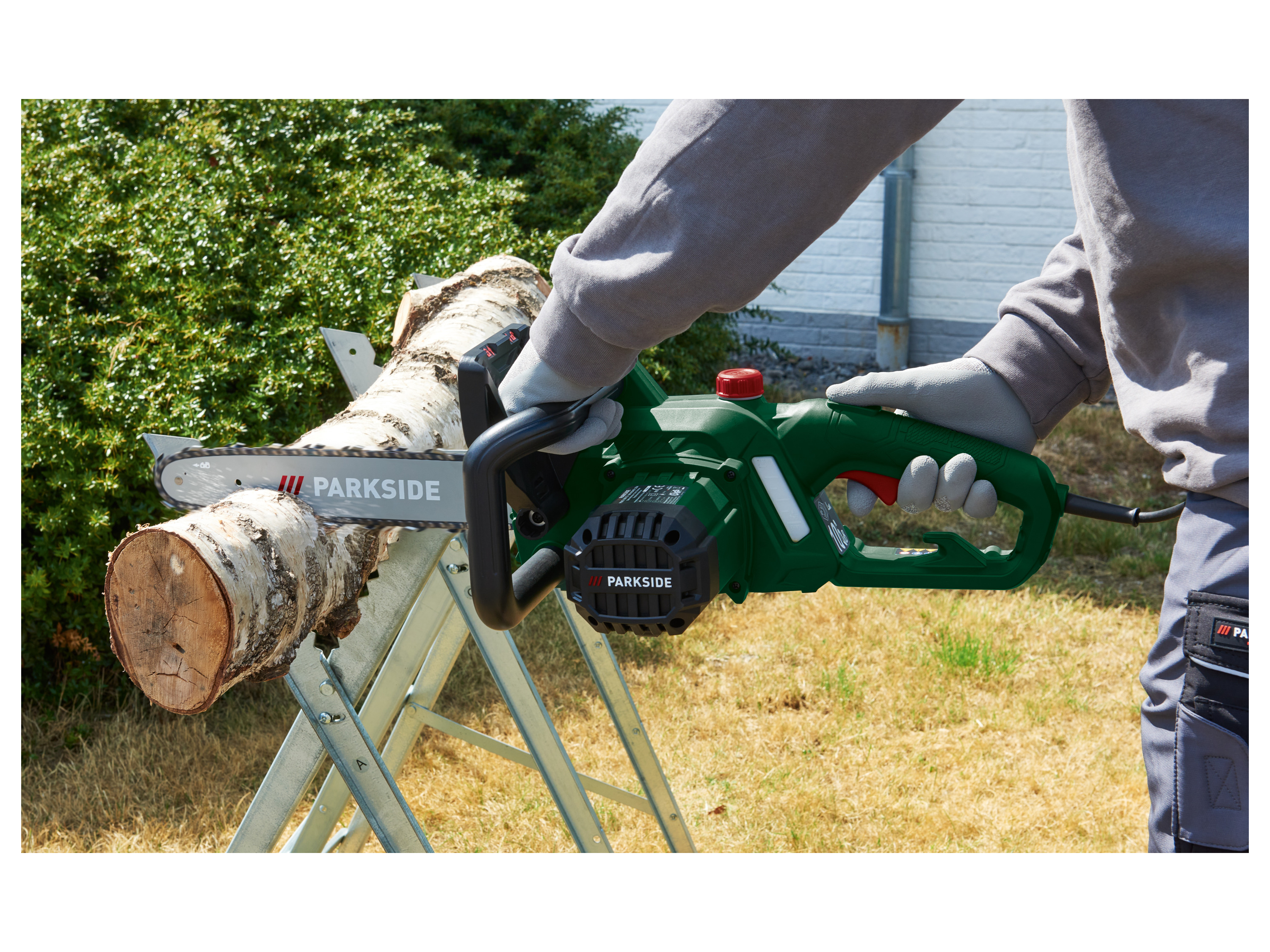 PARKSIDE® Elektro-Kettensäge »PEKS 1600 C3« – Bild 2 von 4