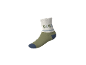 Kindersocke mit „DINO“-Schriftzug und Dinosaurier-Motiv, olivgrün und blau.