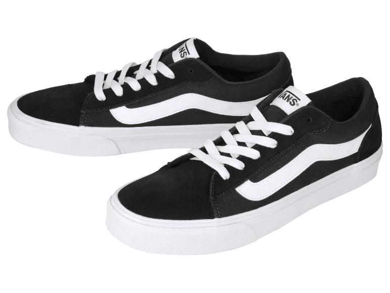 Paar schwarze Low-Top-Sneaker mit weißen Schnürsenkeln und Seitenstreifen