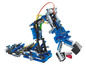 Ein blauer Roboterarm mit Greifarm, gebaut mit LEGO Technic-Teilen.