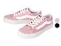 Paar rosa Low-Top-Sneaker mit weißen Schnürsenkeln und Seitenstreifen, mit Farboptionen.